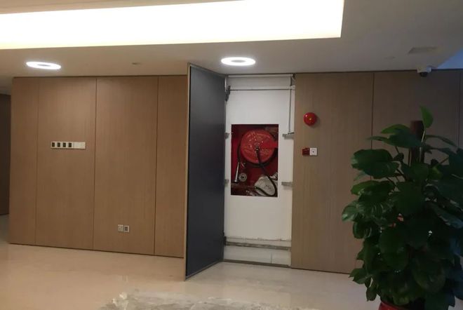 辦公室大門正對消防栓怎么裝修？